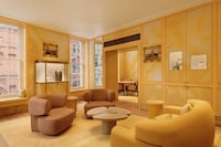 Comprehensive Luxury Boutiques
