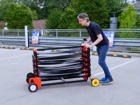 Elastic-Powered Vehicles