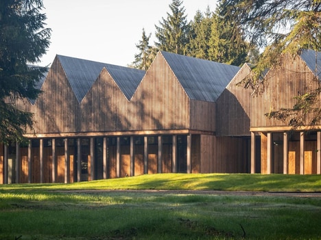 Forest Retreat Complexes