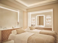 In-Hotel Luxury-Branded Spa Experiences Image 2