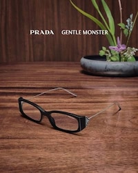 Timeless Luxury Eyewear Designs Image 3