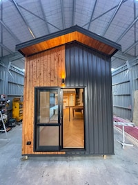 Full-Time Living Tiny Houses Image 3