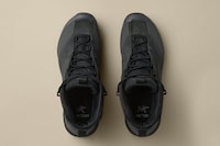 Kevlar-Made Hiking Boots Image 5