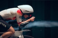 Aerodynamic Triathlon Bikes Image 3