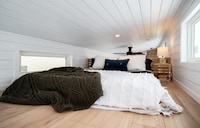 Traditional House-Inspired Tiny Homes Image 7