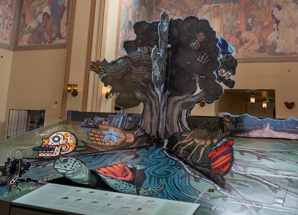Giant Pop-Up Books