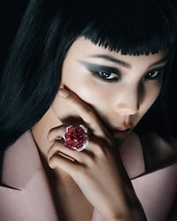 Statement-Making High-Jewelry Collections Image 1