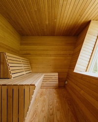 Compact Sustainable Cabins Image 2