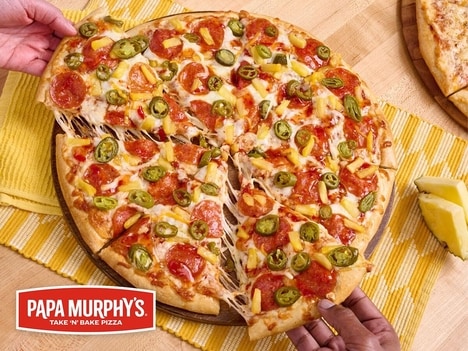 Chili Sauce-Drizzled Pizzas