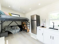 Modern Compact Tiny Homes Image 2