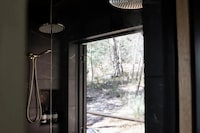 Open-Concept Off-Grid Tiny Homes Image 7