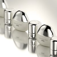 Sweat-Adaptive Complexion Boosters Image 1