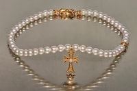 Gothic Pearl Jewelry Image 1