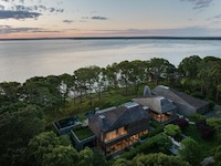 Thoughtfully Reimagined Waterfront Landscapes Image 2