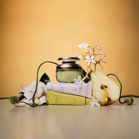 Accessible Fruity Floral Perfumes