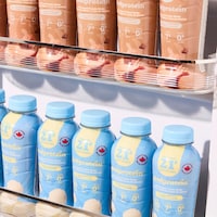 Grab-and-Go Plant Protein Shakes Image 1