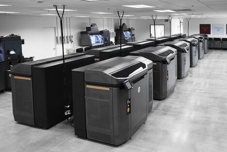 Integrated Additive Manufacturing