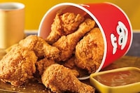 Filipino Fast-Food Restaurant Expansions Image 1