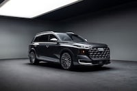 Flagship Luxury SUVs Image 2