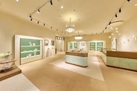 Luxury Crystal Boutiques Image 2