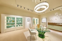 Luxury Crystal Boutiques Image 3