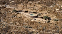 Serene Contemporary Residence Designs