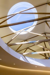 Light-Filled Contemporary Hair Salons Image 4