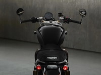 Gold-Accented Limited Motorcycles Image 2