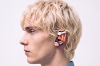 Open-Ear Clip Earbuds Image 2