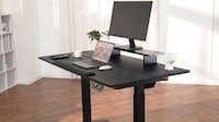 Dual-Zone Standing Desks Image 7