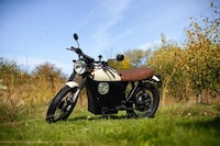 Electric Vintage-Inspired Motorcycles Image 1