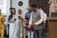 Hands-On Handloom Workshops Image 2