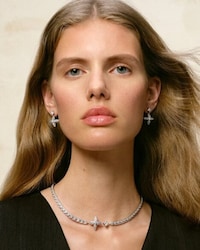 Blossom-Inspired High Jewelry Collections Image 2