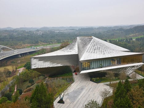 Metal-Clad Exhibition Pavilions