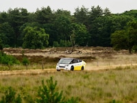 Solar Medical Vehicles Image 2