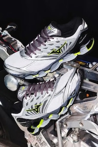 Layered Running Sneakers Image 3
