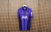 90s-Inspired Soccer Gear Image 5