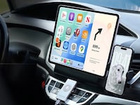 Tablet Car Hubs Image 2