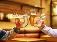 U-Shaped Beer Glasses Image 1