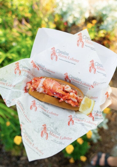 Lobster-Focused Mobile Dining Experiences