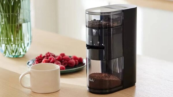 Accessible Cafe-Inspired Coffee Grinders
