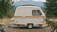Retro-Style Fiberglass Campers Image 2