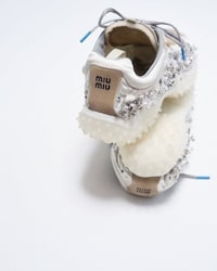 Bubble-Inspired High Fashion Sneakers Image 3