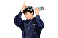 Iconic K-Pop Tech Accessories Image 7
