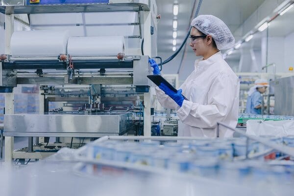 Self-Repairing Freshness Films