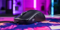 Symmetrical Lightweight Gaming Mice Image 1
