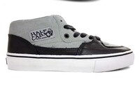 Riddle-Inspiring Kicks Image 2