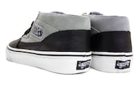 Riddle-Inspiring Kicks Image 3