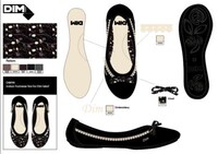 Sleek Comfy Footwear Image 7