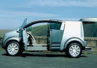 Luxury Camping Vehicles Image 2